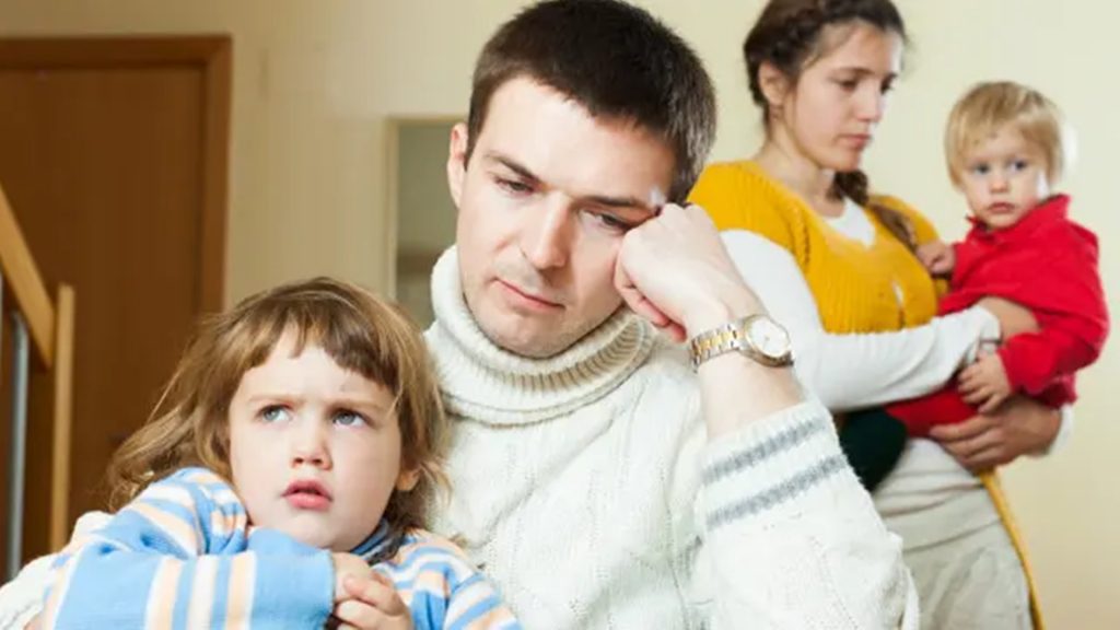5 Kesalahan Orangtua dalam Mengasuh Anak Pertama, Jangan Ditiru