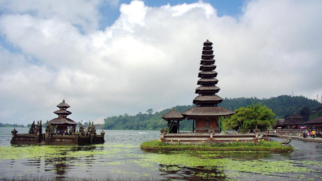 5 Fakta Kristen Gray yang Viral Ajak WNA ke Bali Saat Pandemi COVID-19