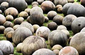 Bola-bola batu raksasa di Kosta Rika masih menjadi misteri - ikons.id